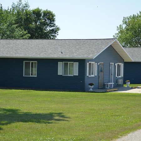 Americas Best Value Inn Suburban Emmetsburg Екстериор снимка